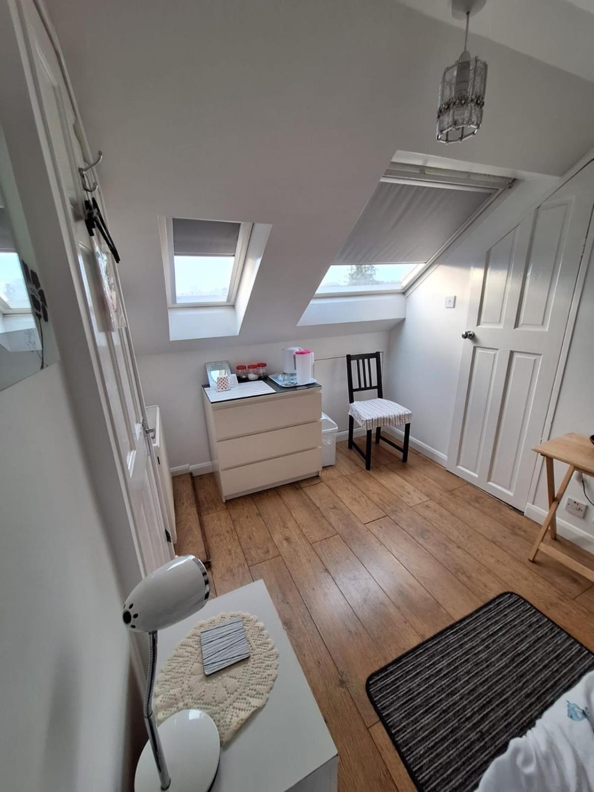 Harrow B & B Екстериор снимка